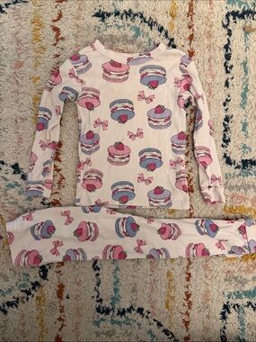 ✨5/$25✨Kids Strawberry Macaron Print Pink Pajama Set